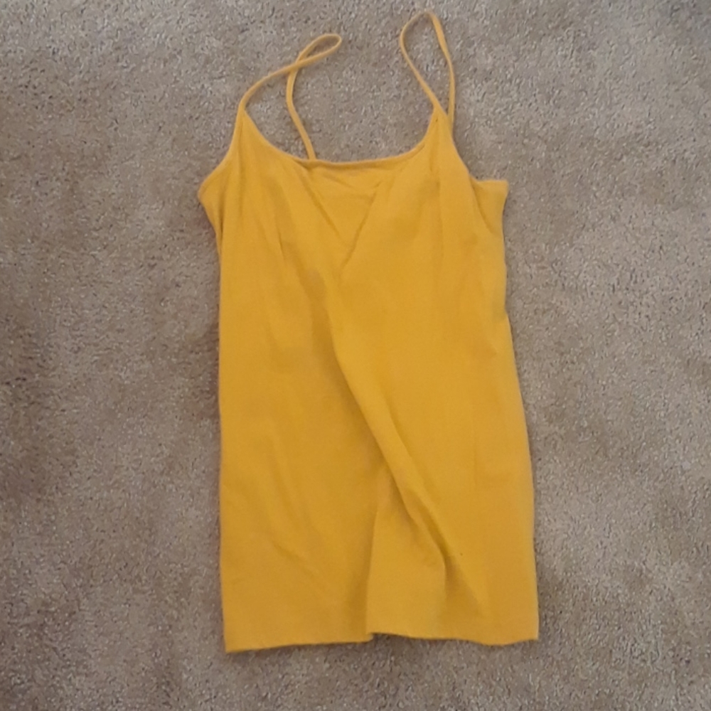 Tanktops - Picture 2 of 5